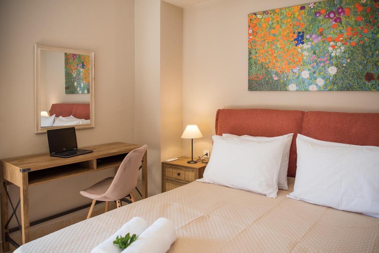 Akrotiri Sea View Suites Esterno foto