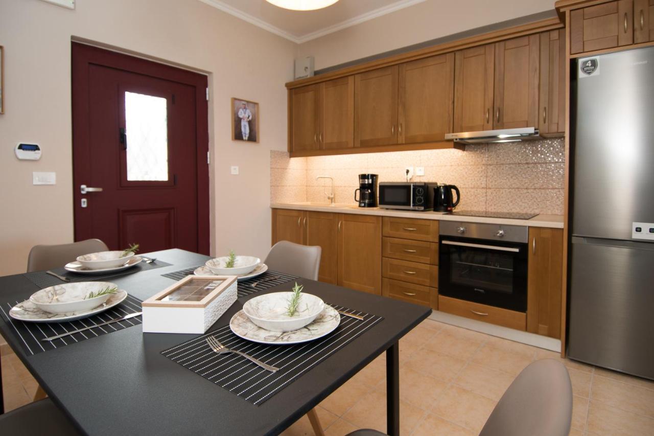 Akrotiri Sea View Suites Esterno foto