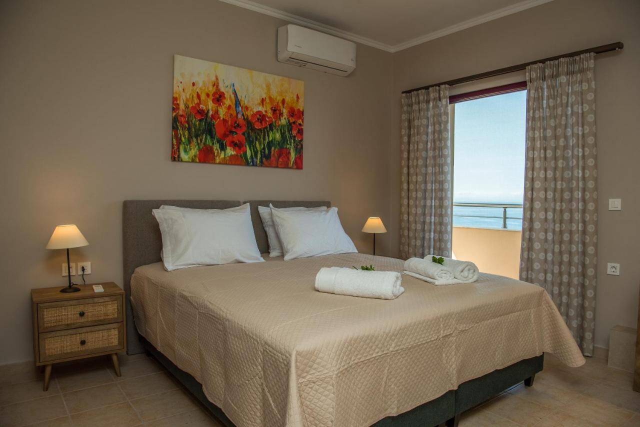 Akrotiri Sea View Suites Esterno foto