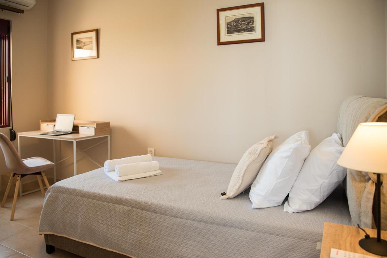 Akrotiri Sea View Suites Esterno foto